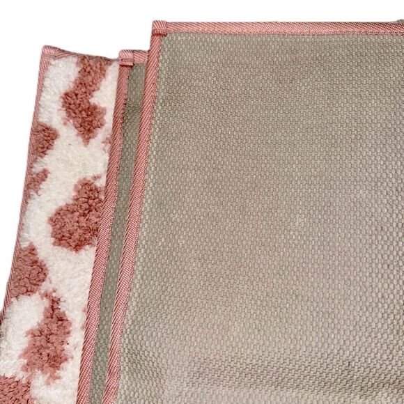 Juicy Couture Set of 2 Pink Ombre Leopard Print Absorbent Quick Dry Bath Mats - Picture 10 of 15